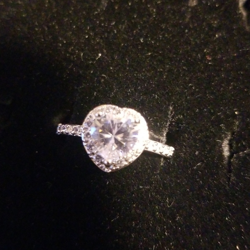 Beautiful heart ring